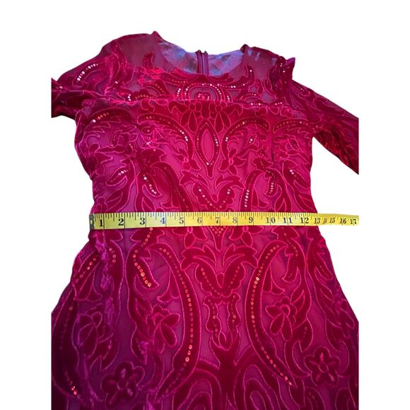 Marchesa Notte Red Velvet Sequin Evening Gown - Size 6 - Picture 7 of 16